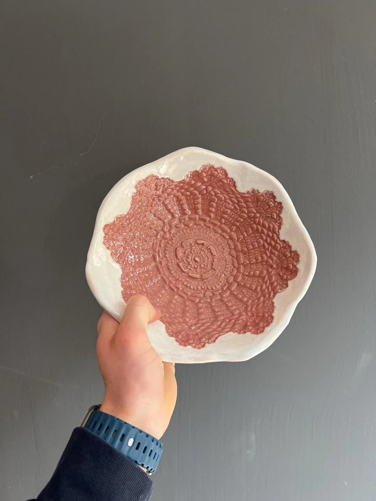 Kantschaal — Terracotta — lifestyle photo