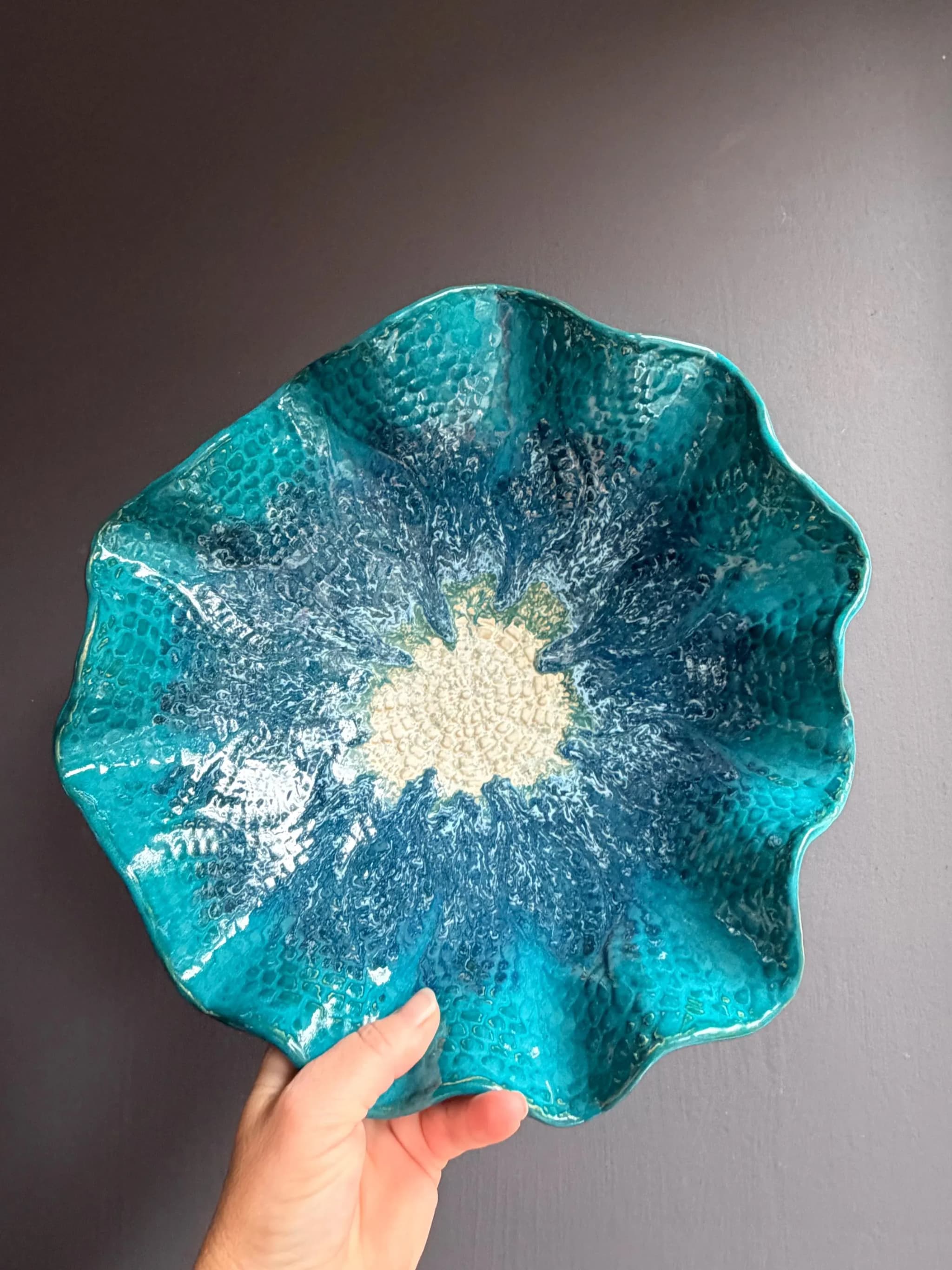 Kantschaal — Turquoise Ruffle, Stimmungsfoto