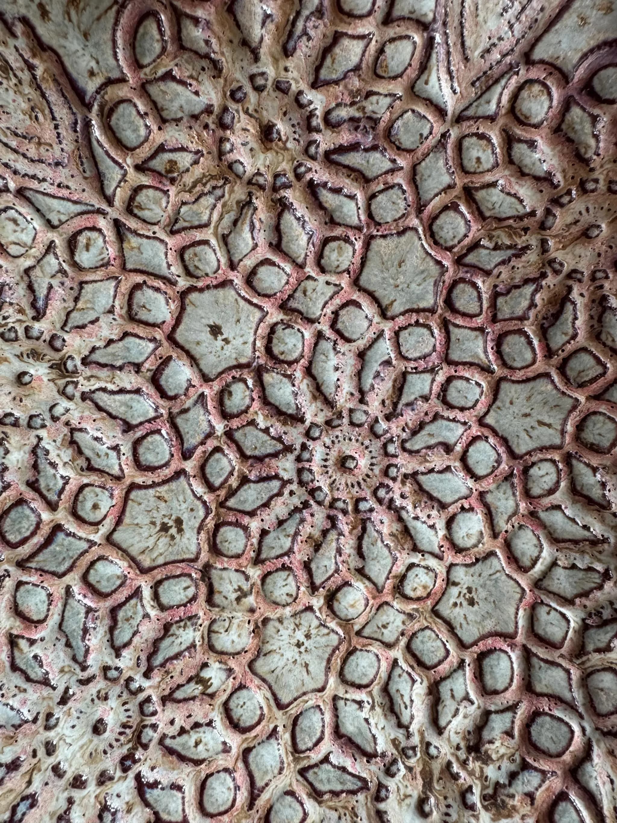 Vintage Doily Fruit Bowl, Rustic Lace Ceramic, Handmade Dutch Pottery — foto 5