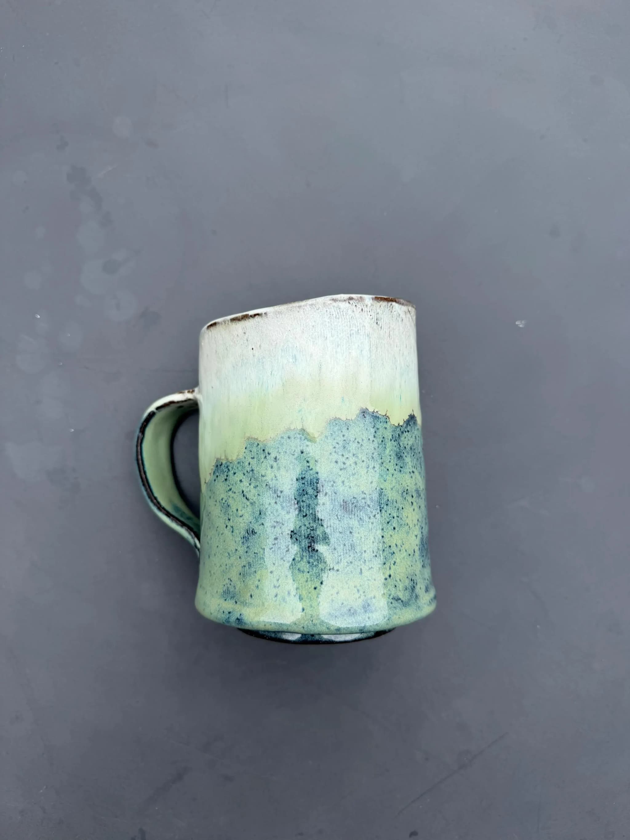 Sea Foam Speckled Coffee Mug, Coastal Ceramic Cup, Handmade Dutch Pottery — foto 8