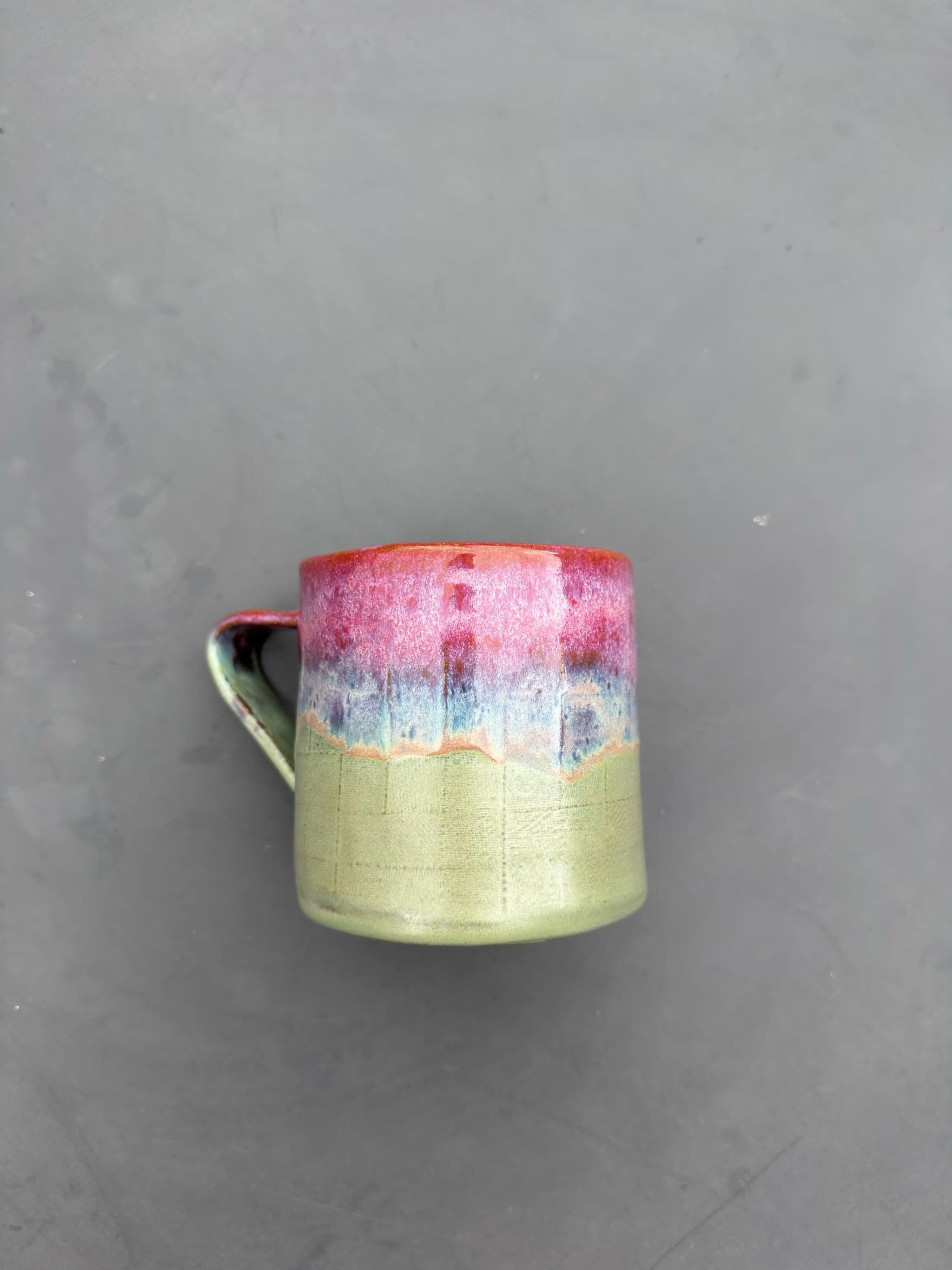 Rose Meadow Coffee Mug, Pink Cottage Ceramic Cup, Handmade Dutch Pottery — foto 7