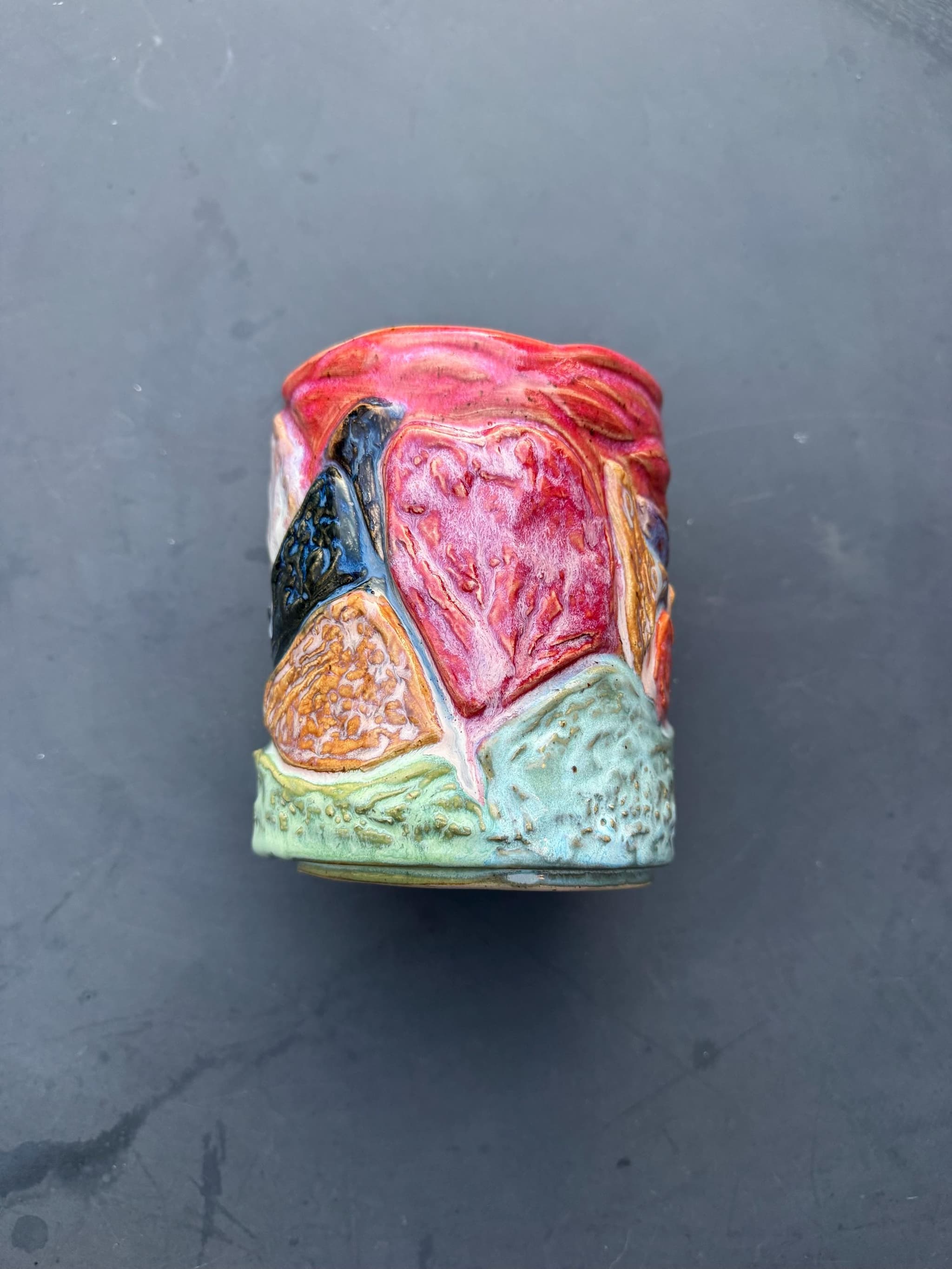 Coral Ridge Sunset Vase, Sculpted Reef Landscape, Handmade Pottery — foto 6