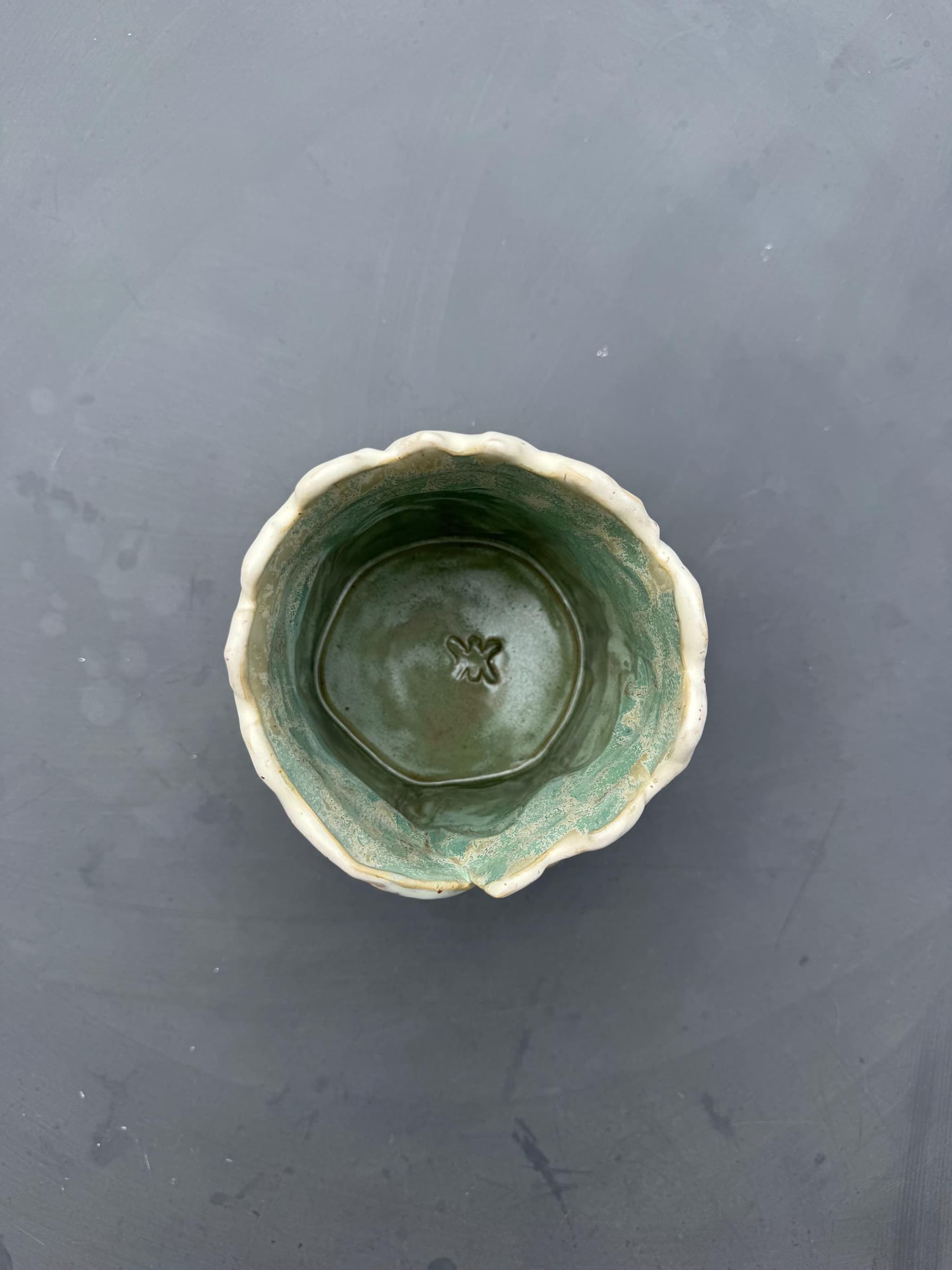 Moss Agate Sculpted Vase, Waterfall Landscape Ceramic, Handmade Pottery — foto 7