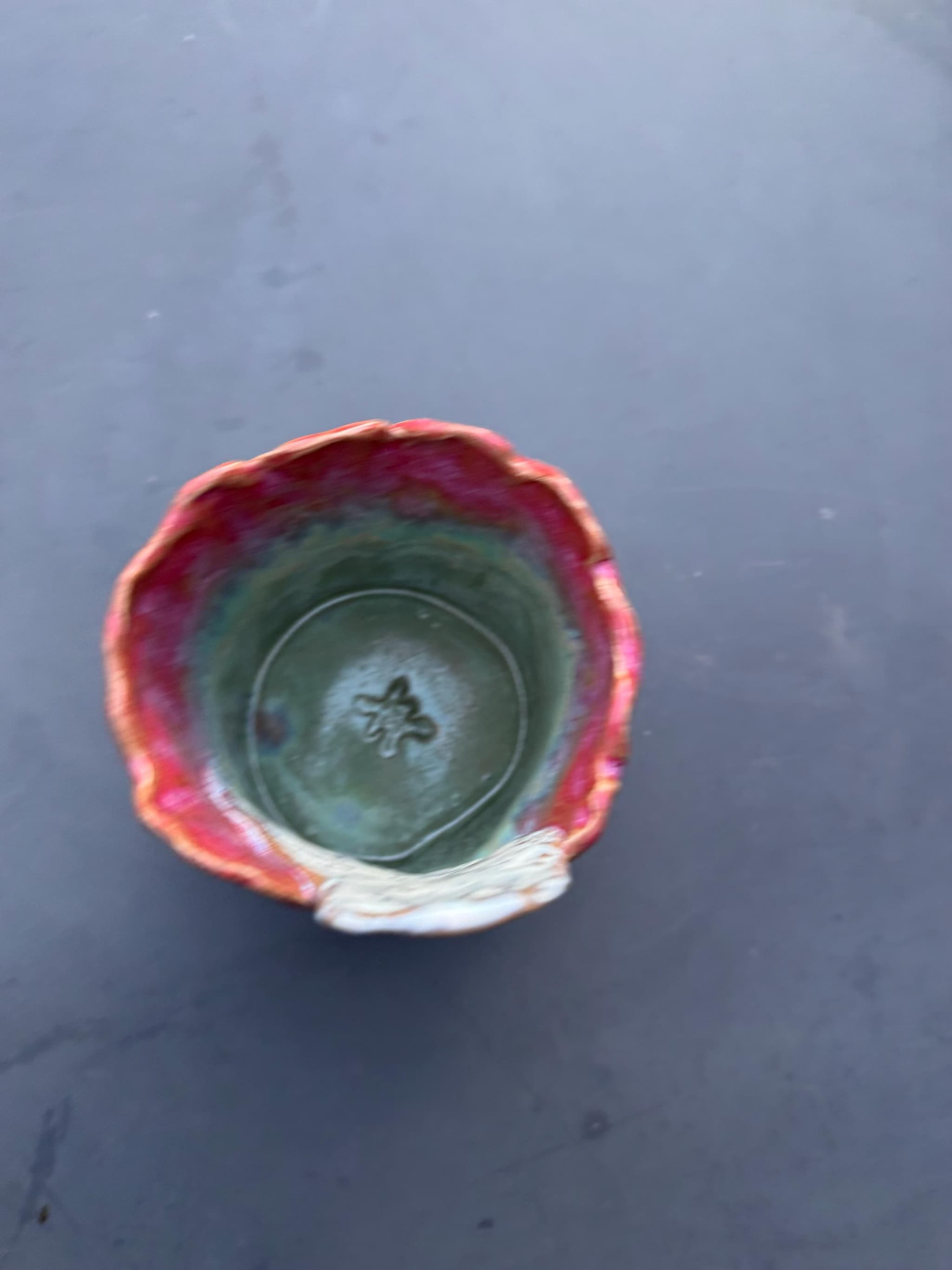 Coral Cliff Sculpted Vase, Sunset Mountain Handmade Pottery — foto 8