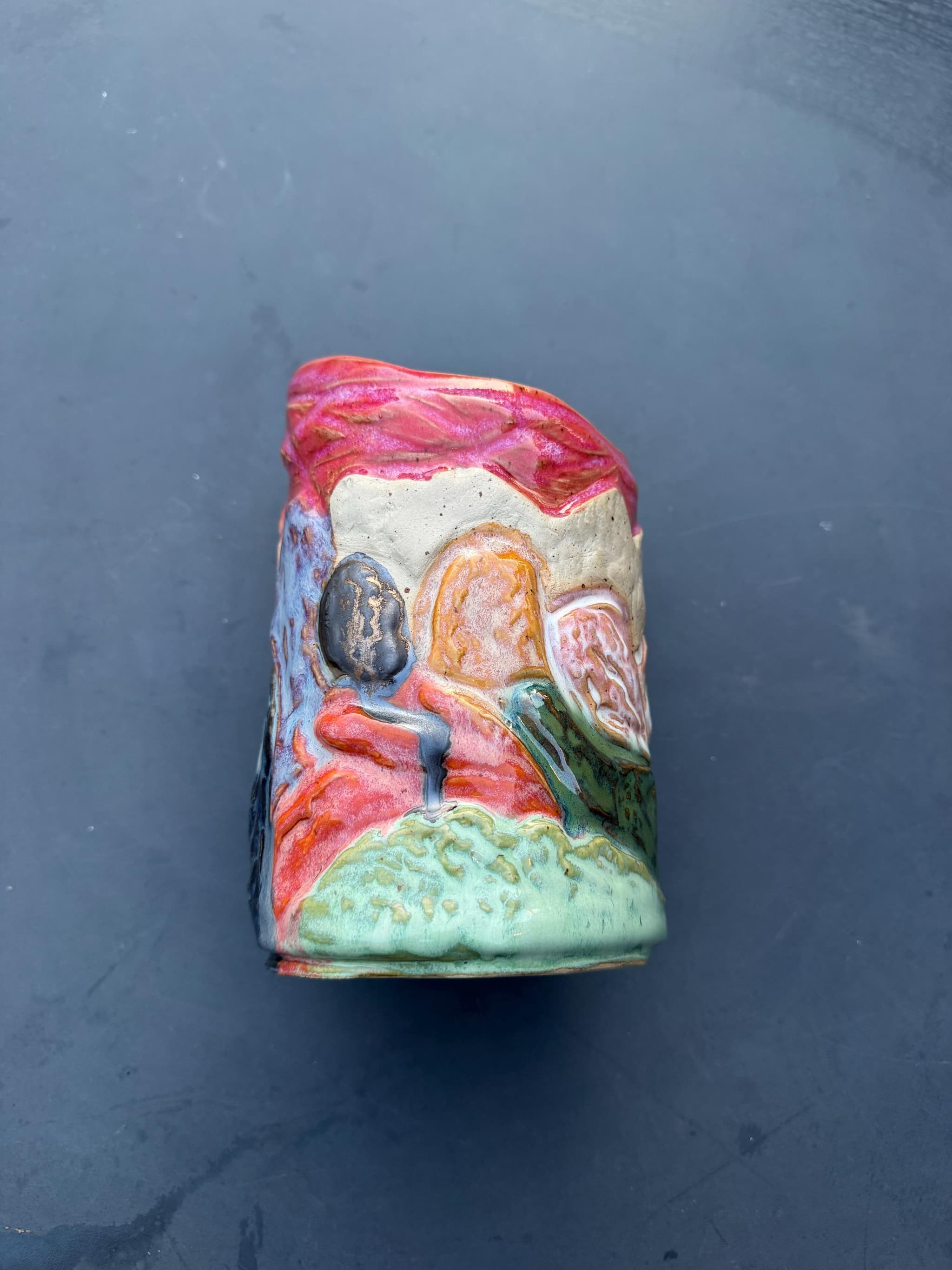 Sunset Mountain Sculpted Vase, Cave Archway Landscape, Handmade Pottery — foto 6