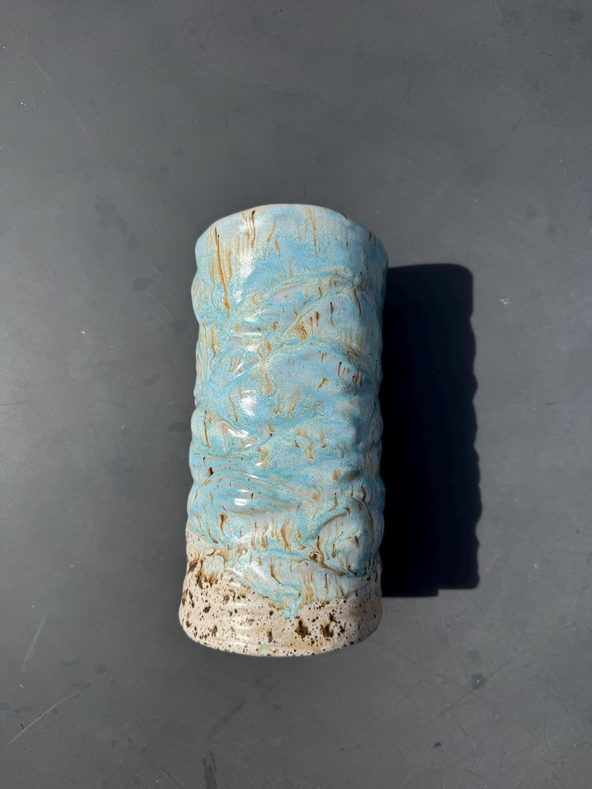 Tall Ceramic Cylinder Vase, Handmade Powder Blue Speckled Stoneware, 21cm Textured Minimalist Flower Vase — foto 8