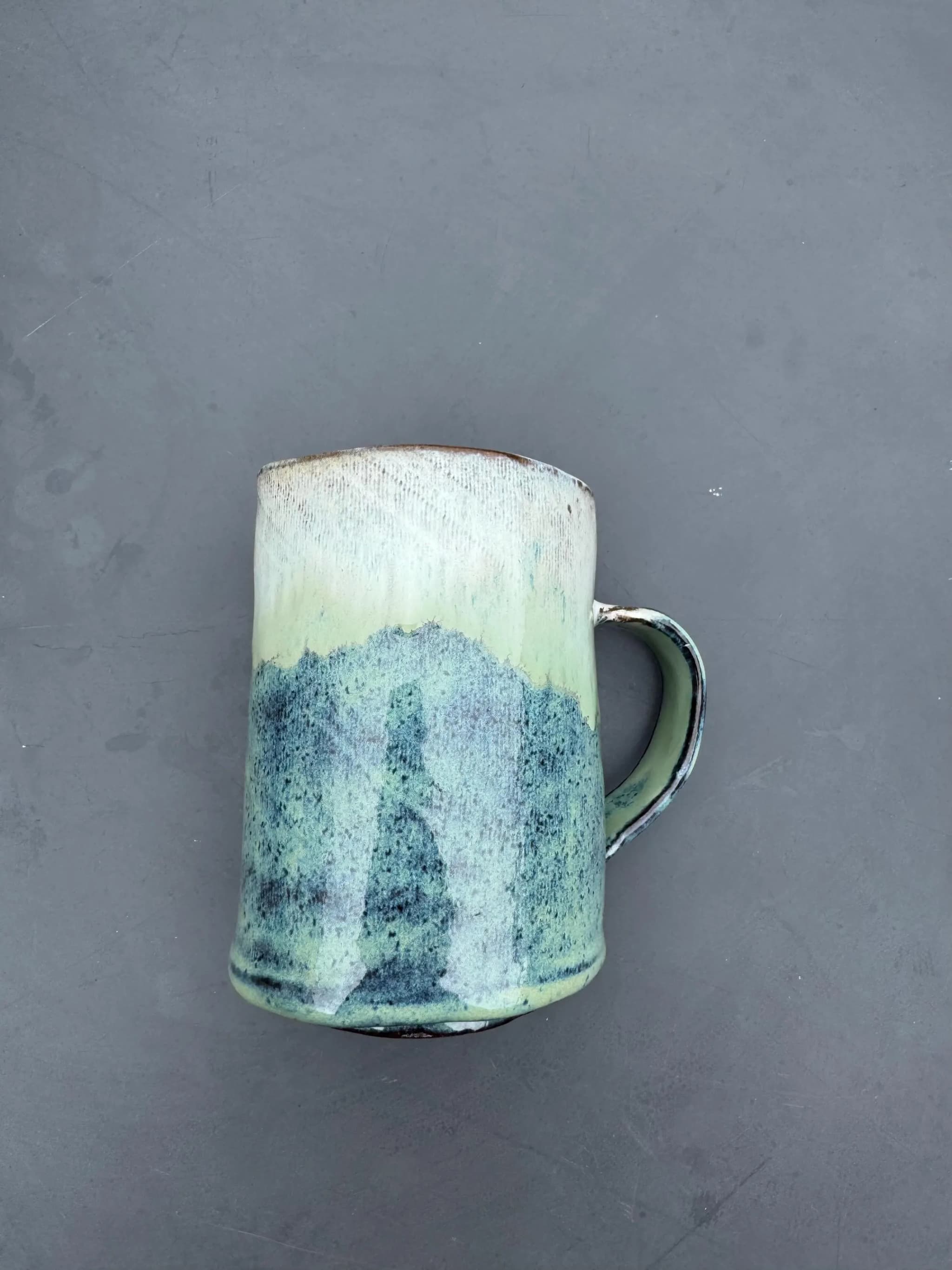 Sea Foam Speckled Coffee Mug, Coastal Ceramic Cup, Handmade Dutch Pottery — foto 7
