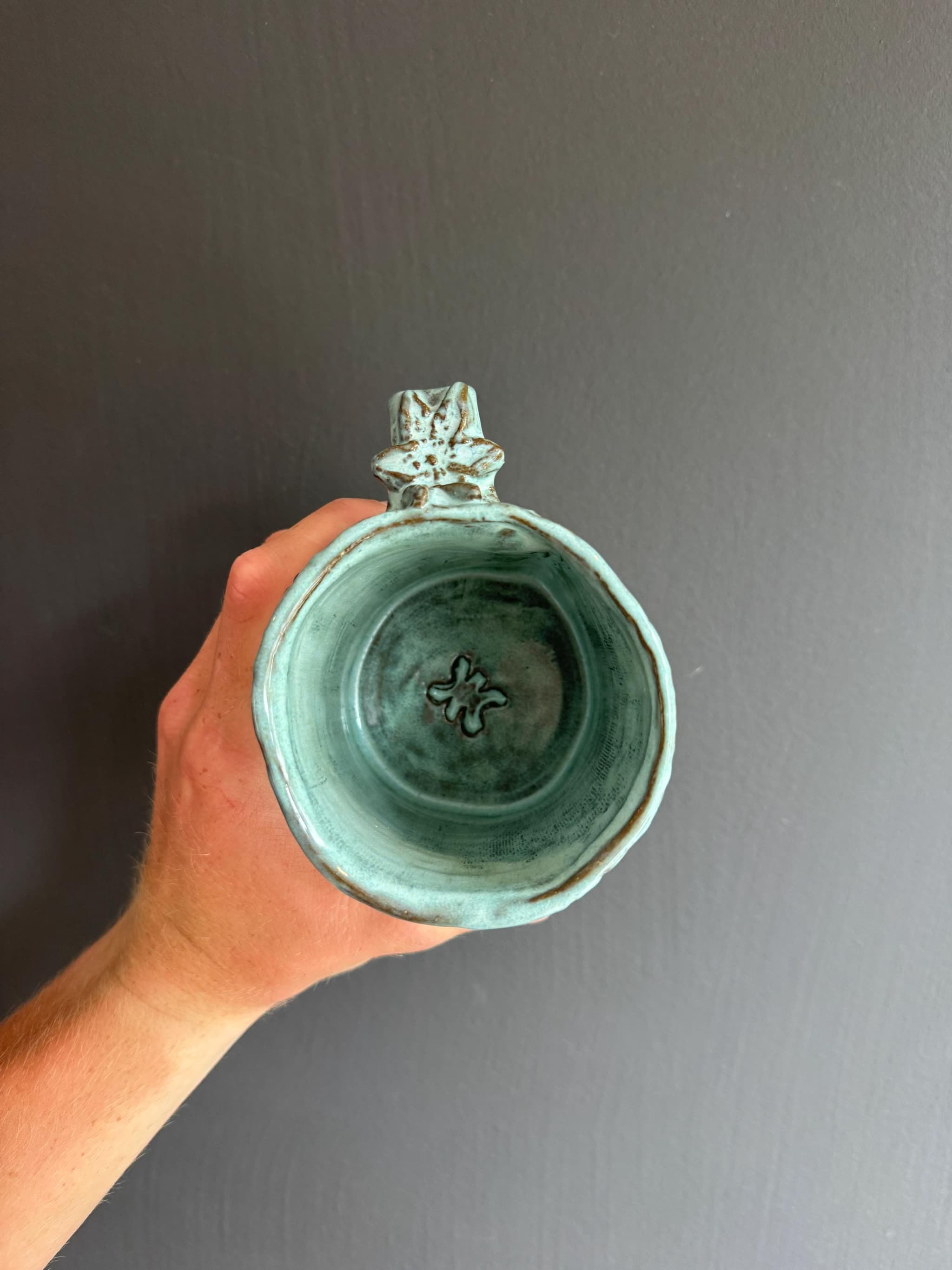 Mandala Lace Coffee Mug, Turquoise Doily Ceramic, Handmade Dutch Pottery — foto 4