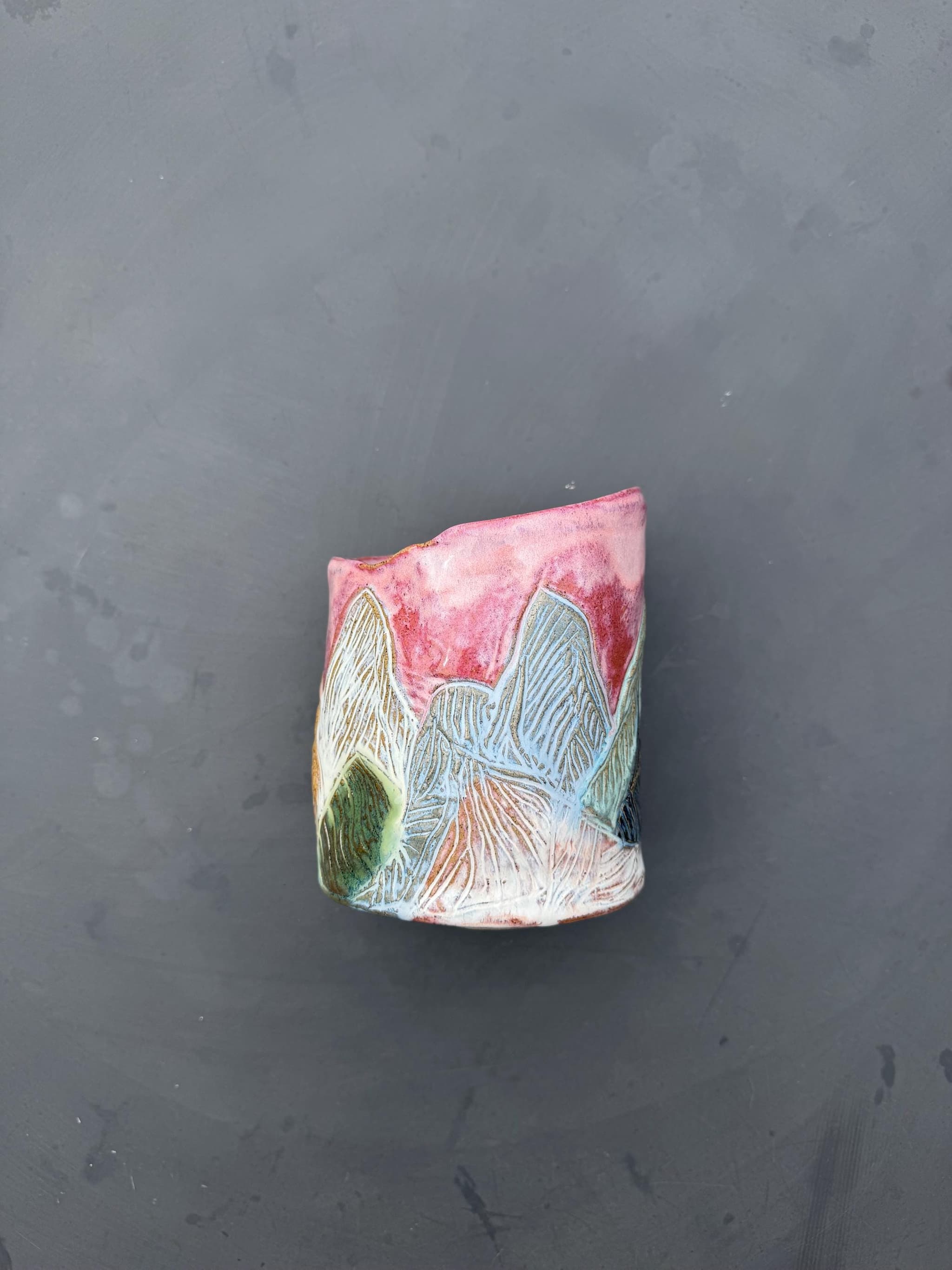 Mountain Lake Sunset Vase, Sculpted Alpine Ceramic, Handmade Pottery — foto 8